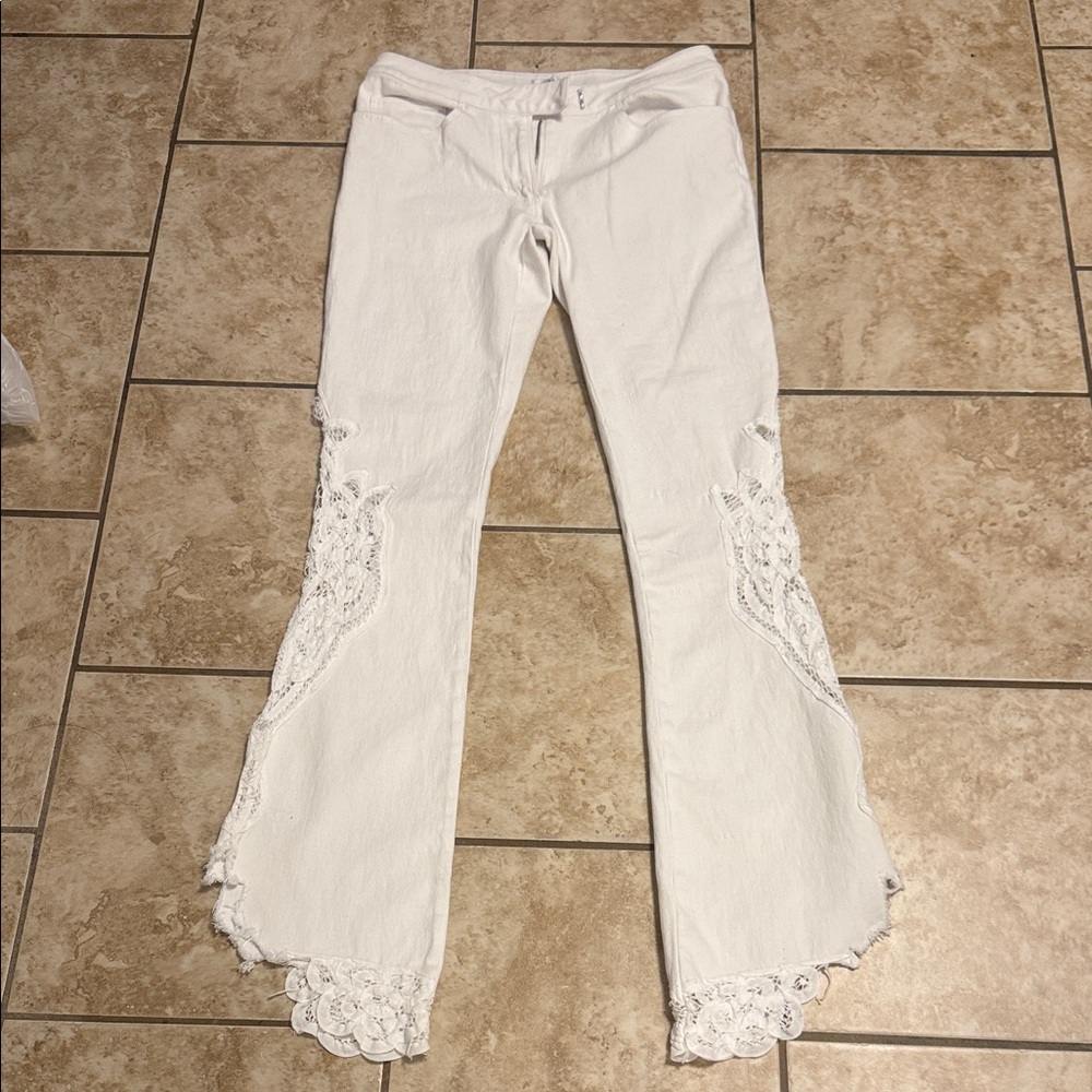 Cache White Lace-Trim Flared Jeans